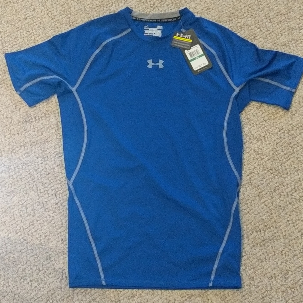 Under armour compression shirt sleeve shirt